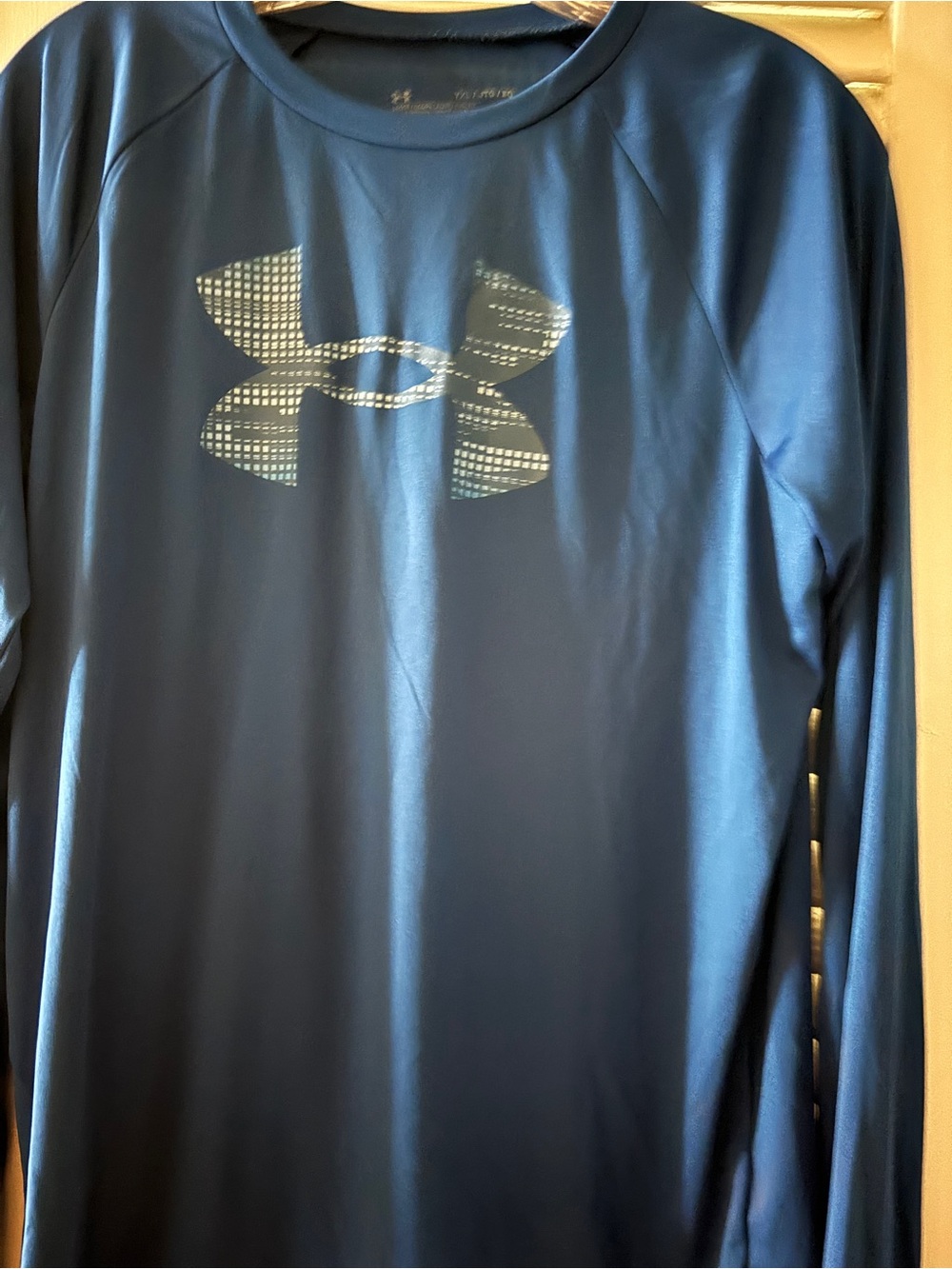 Under Armour Navy Blue Long-Sleeve Performance Tee